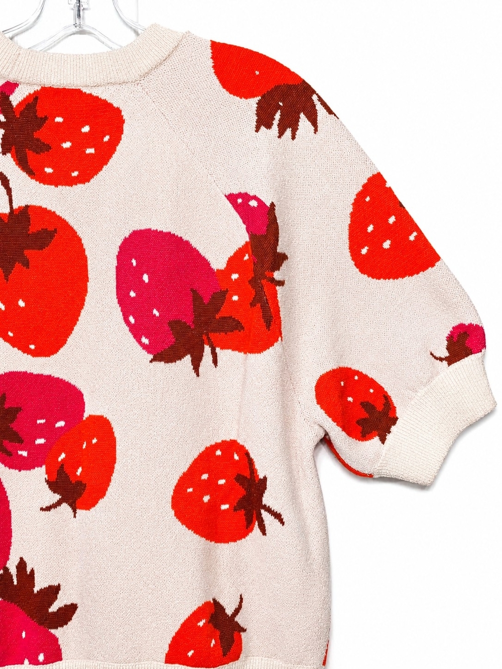 Ann Taylor Fun Strawberry Print Sweater Pink Red Cream Soft Knit Medium - Picture 8 of 11